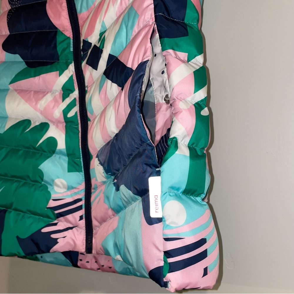 REIMA Puffer Vest - Picture 6 of 16